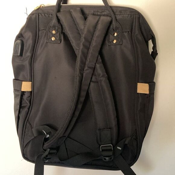 Vsnoon Quilted Black Diaper Travel Backpack with USB‎ Port & Laptop Sleeve main image 10